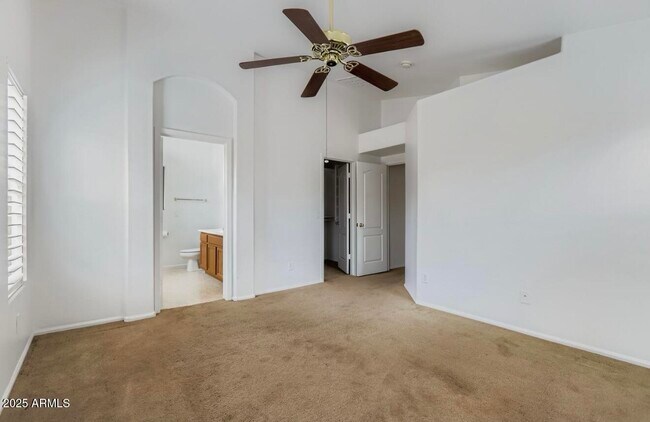 Building Photo - 21098 N Alexis Ave