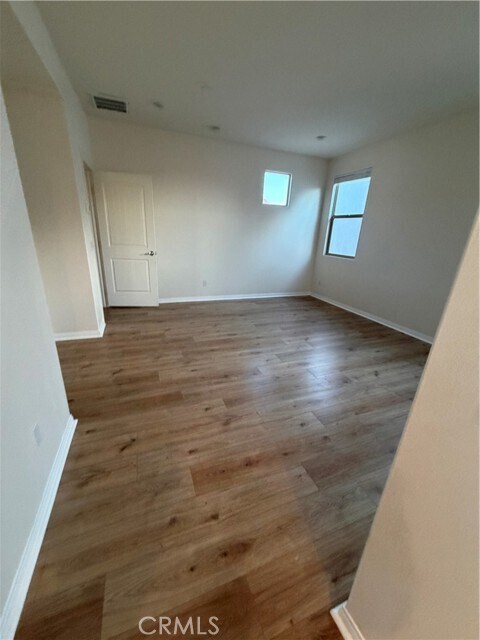 Building Photo - 1446 Laurelwood Dr