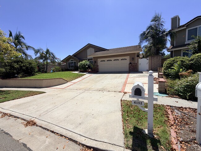 Building Photo - 6132 E Baja Dr