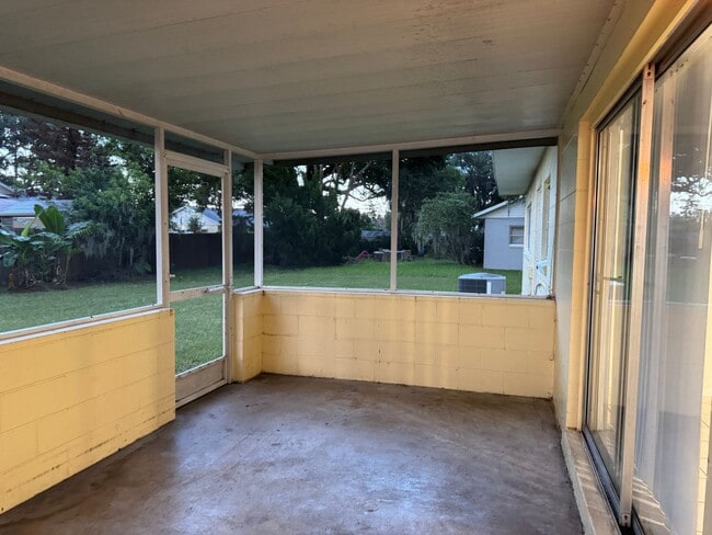 Building Photo - 3111 Eleuthera Ln