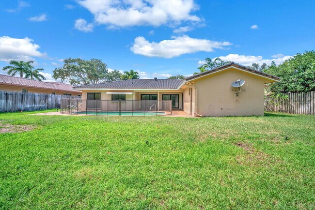 Building Photo - 3020 N 34th St