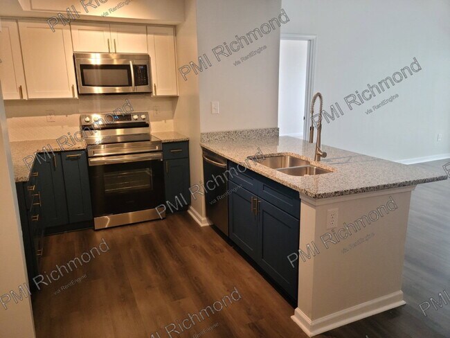 Building Photo - 604 Bristol Village Dr