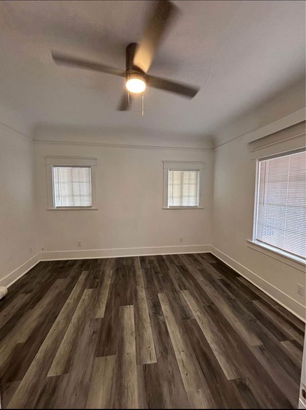 Building Photo - 625 W 41st Dr