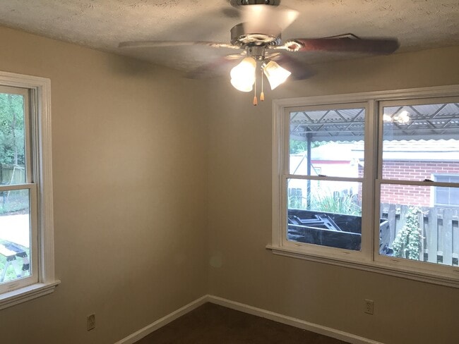 Building Photo - **UPCOMING**3 Bedroom / 1 Bathroom Home for Rent in Columbus, GA***