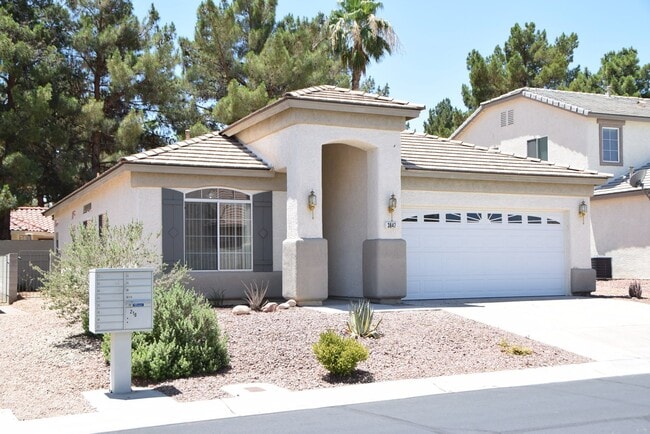 Building Photo - 1 STORY HOME IN GATED SE COMMUNITY