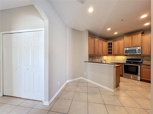 Building Photo - 679 Canyon Stone Cir