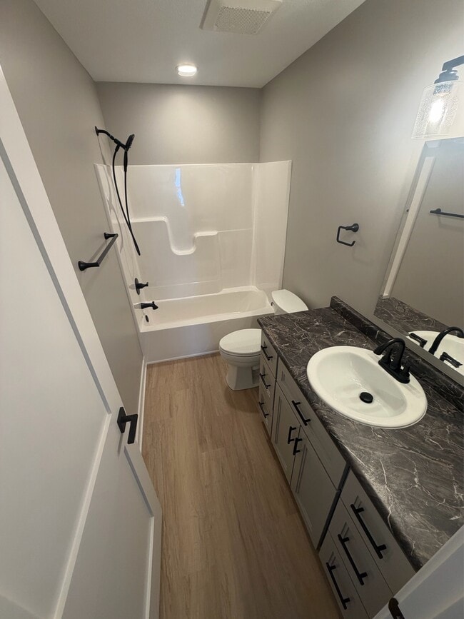 Building Photo - 1216 Switchfoot Dr