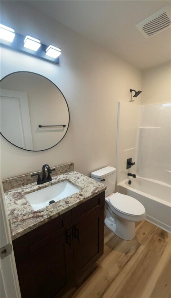 Building Photo - 144 Hillridge Ct