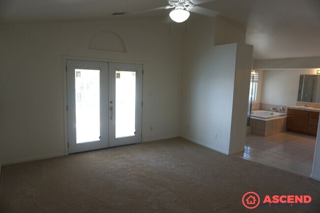 Building Photo - Home Located in Villages of Brimhall
