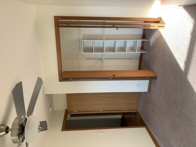 Building Photo - 3216 Hunter Rd