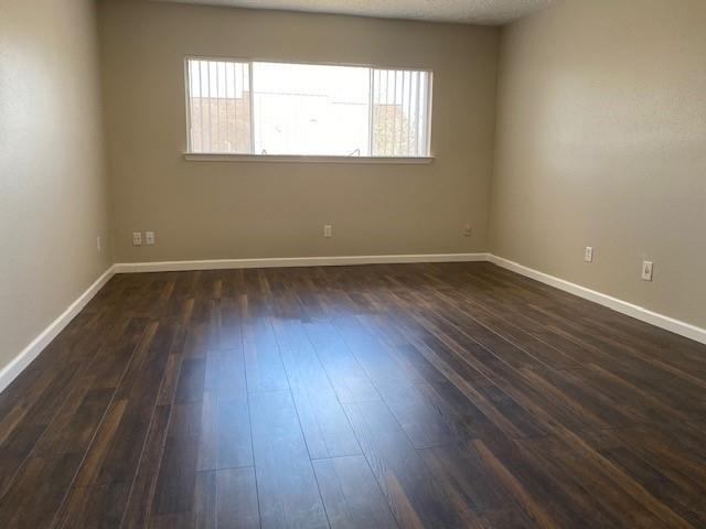 Building Photo - 16402 Quail Run Dr