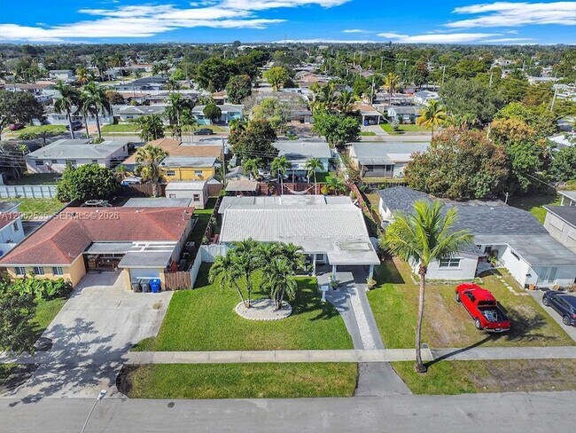 Building Photo - 740 N 73rd Ave