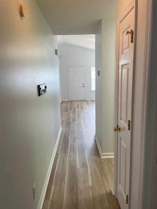 Building Photo - 2 Bedroom 2 Bath  with Flex Room, located in Saltaire Village