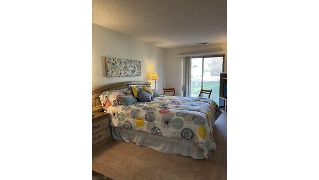 Building Photo - 406 Tava Ln