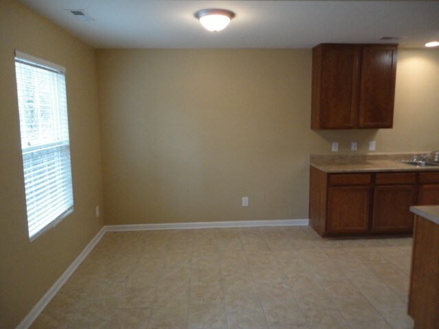 Building Photo - 3309 Vallejo Trl
