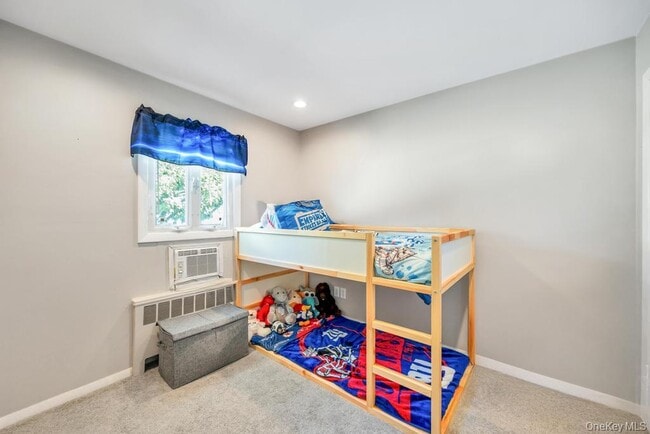 Building Photo - 2327 Cleveland St