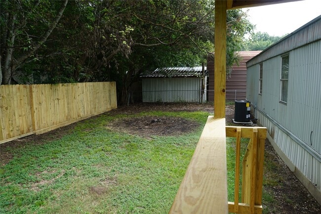 Building Photo - 8786 Scarlet Oak