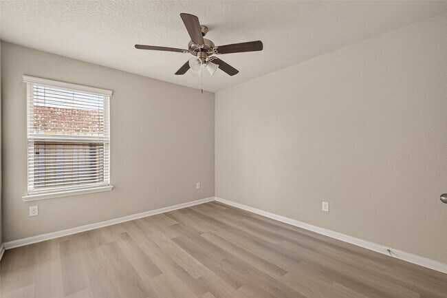 Building Photo - 12623 City Village Ln