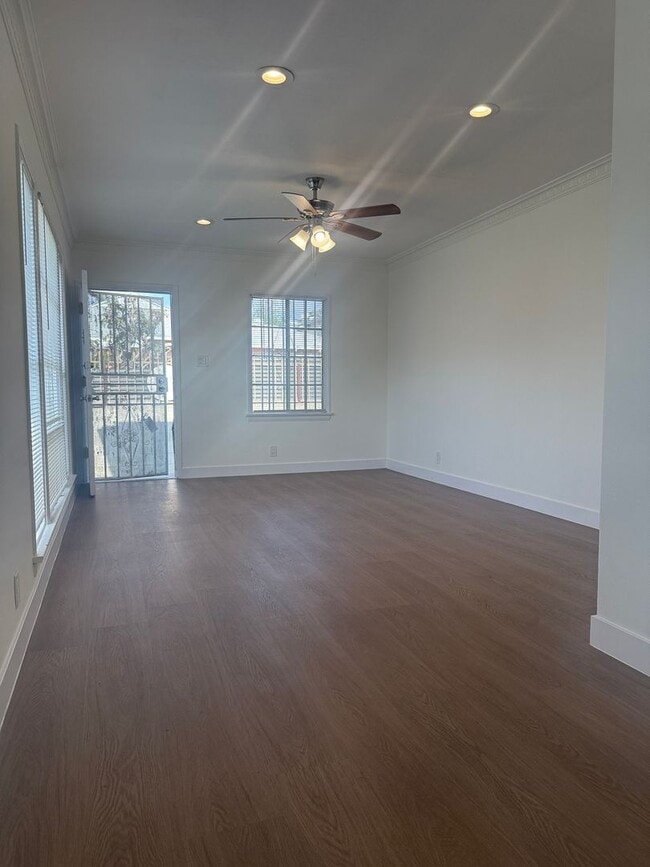 Building Photo - 2918 11th Ave