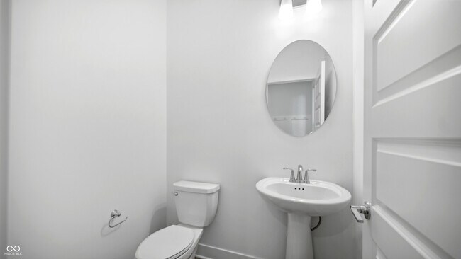 Building Photo - 2094 W 171st St