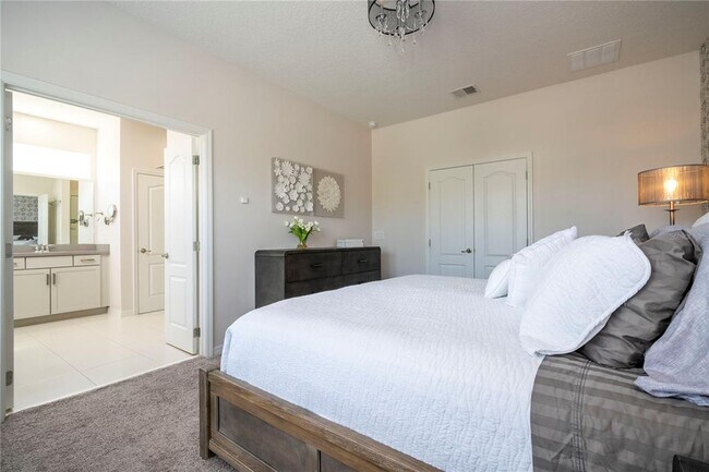 Building Photo - 15205 Shonan Gold Dr