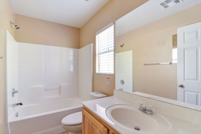 Building Photo - 6484 Arrow Cottage Ct