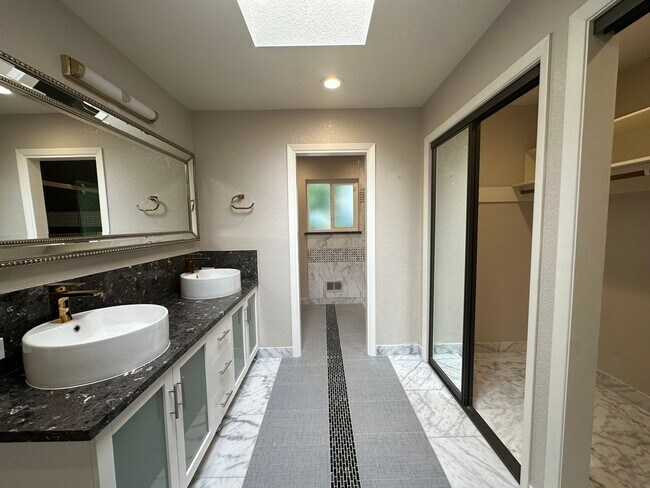 Building Photo - 2601 Bardolino Ln