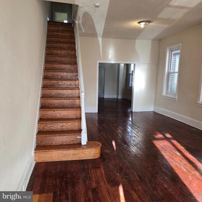 Building Photo - 1625 Womrath St