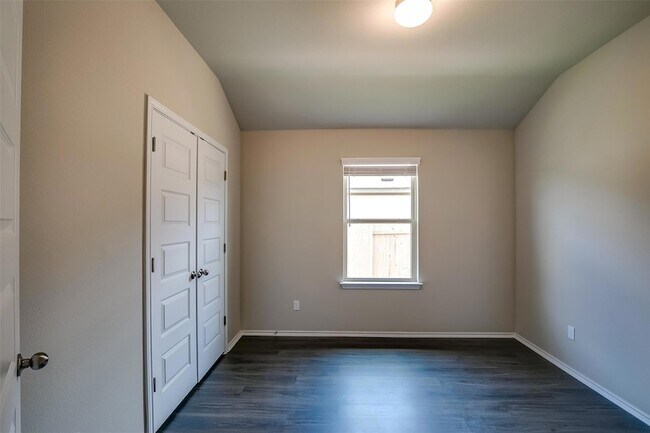 Building Photo - 261 Horsemint Way