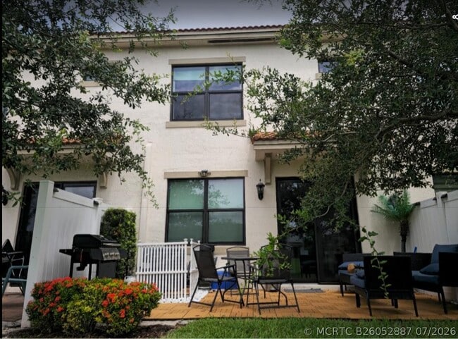 Building Photo - 10084 Brickhill Dr