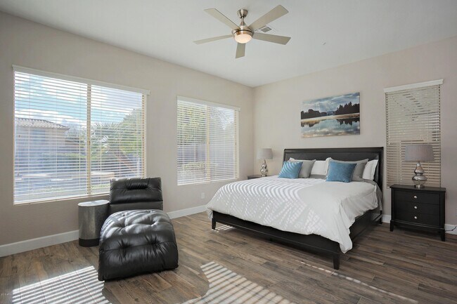 Building Photo - 7707 E Phantom Way