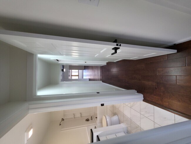 Building Photo - 3 Bed 1 Bath in Rochester PA