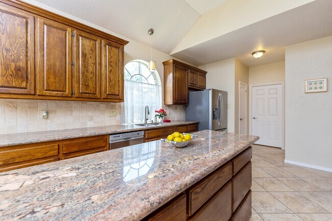 Building Photo - 3902 Misty Morn Ln