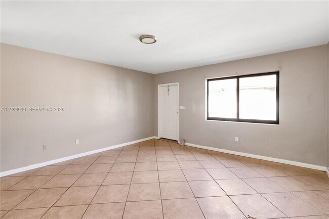 Building Photo - 98 NE 71st St