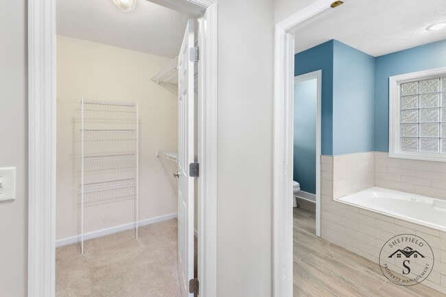 Building Photo - Gorgeous Rental Ready Today!!