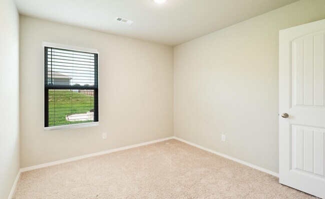 Building Photo - 44 Dunnaway Dr