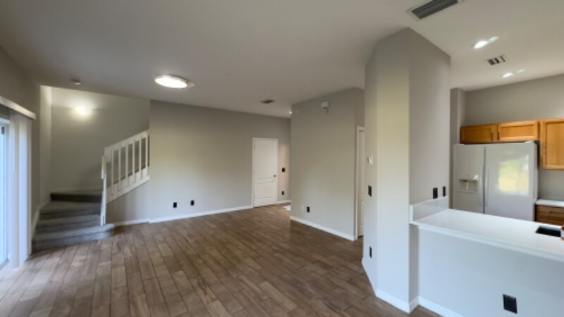 Building Photo - 9011 Iron Oak Ave