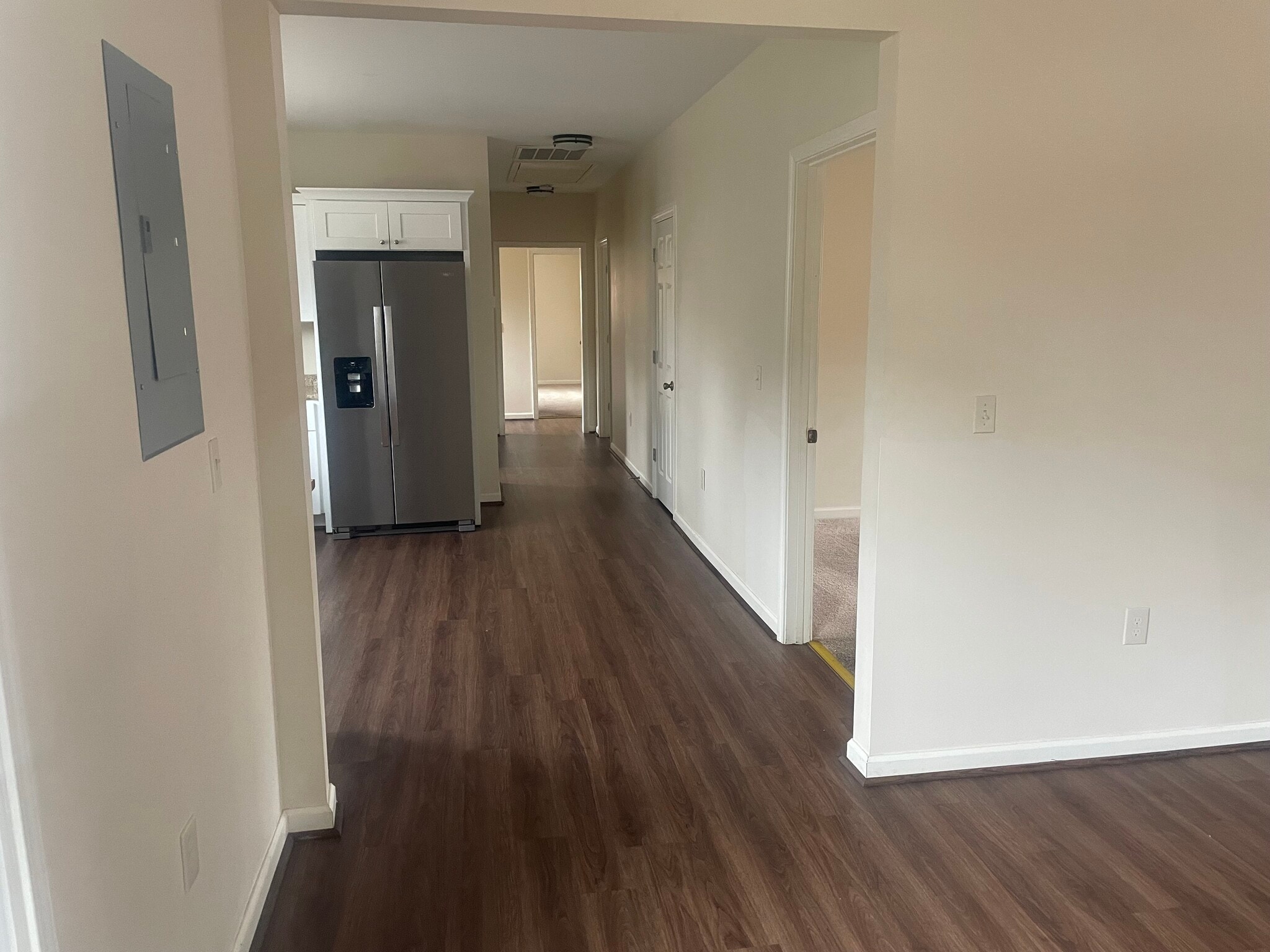 Building Photo - 41 Briarcliff Dr