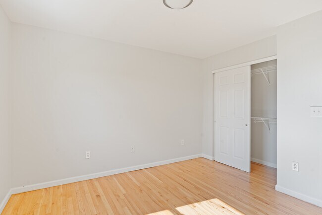 Building Photo - 5328 Cherryview Ln