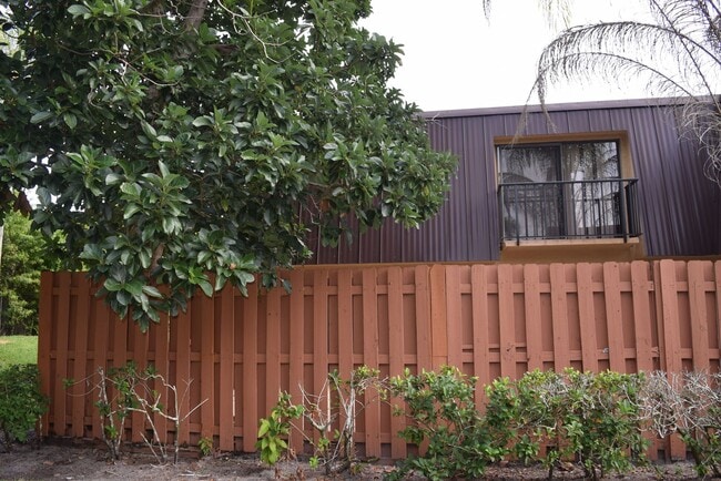 Building Photo - 5945 SE Windsong Ln