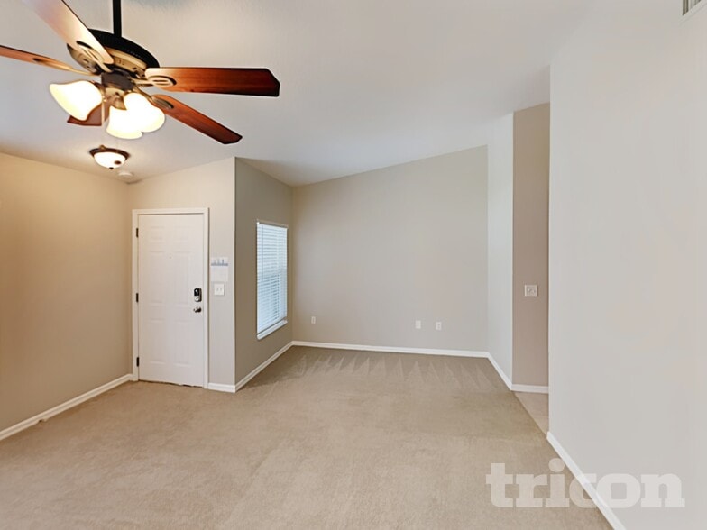 Building Photo - 1403 14th St W