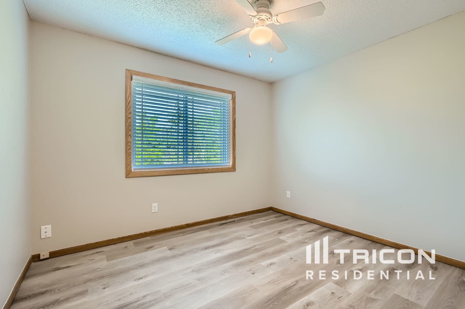 Building Photo - 9244 Andrea Dr