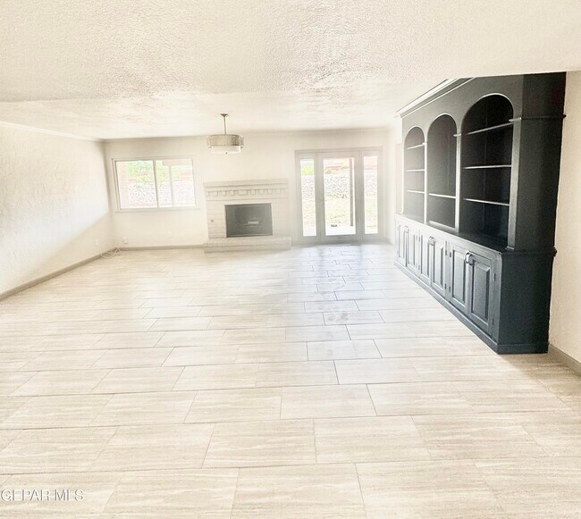 Building Photo - 508 Trails End Ct