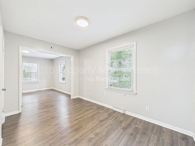 Building Photo - 8028 Montgall Ave