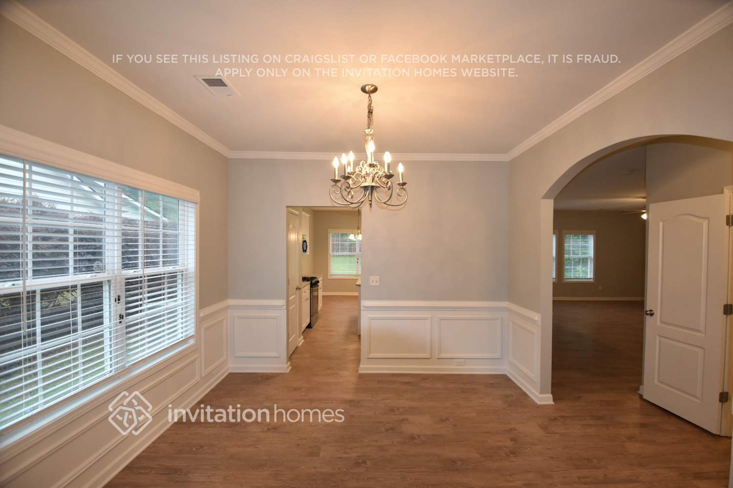 Building Photo - 259 Lantana Dr