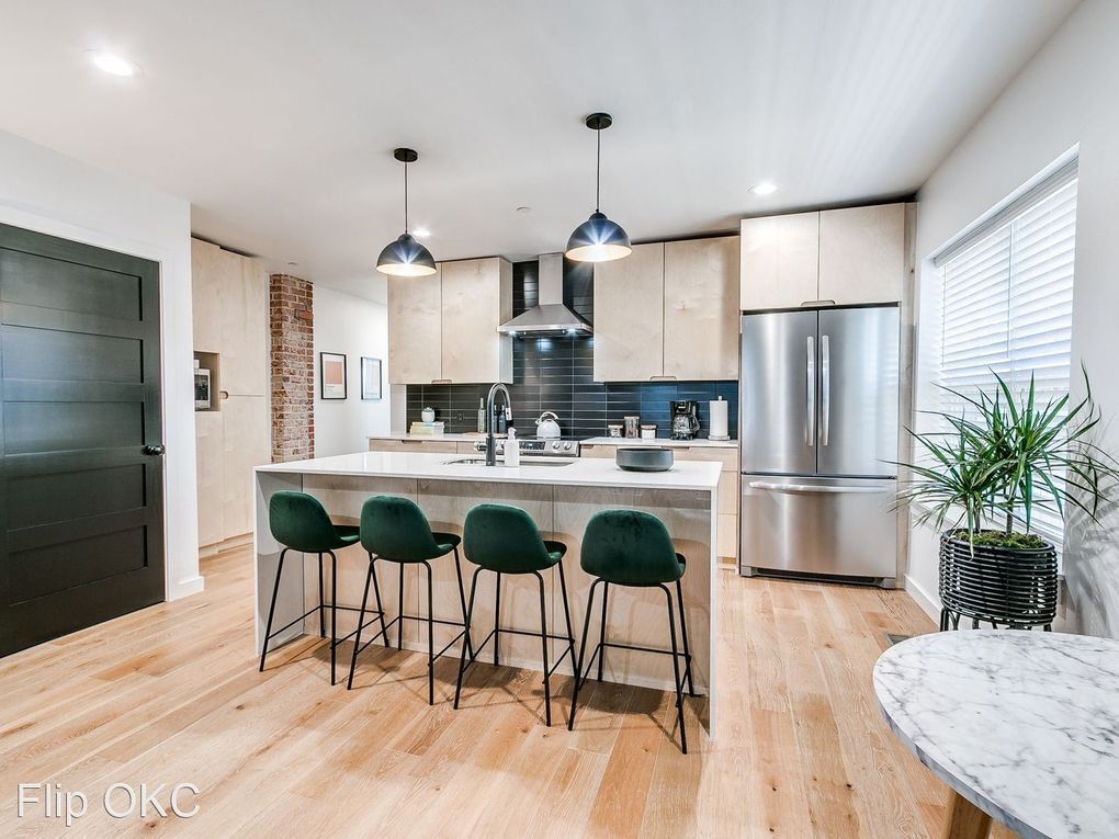 Building Photo - 808 NW 23rd St