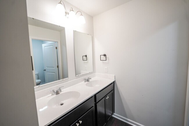 Building Photo - Coming Available!