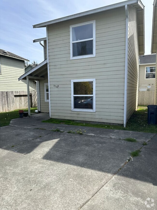 Building Photo - 3 Bed 2 Bath House Arcata