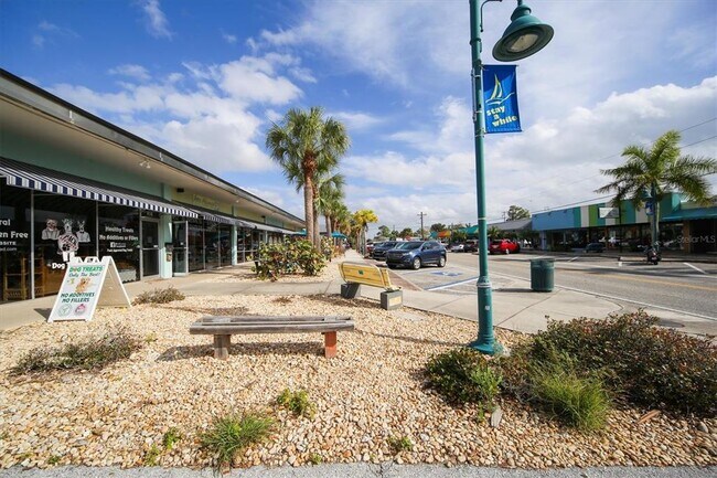 Building Photo - 85 Orange St