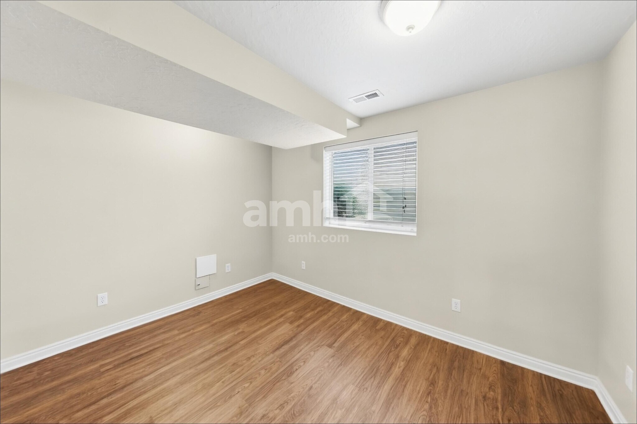 Building Photo - 2475 W 1325 N